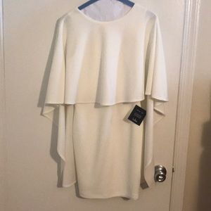 👰🏼NWT White Cape Dress Size Small👰🏼